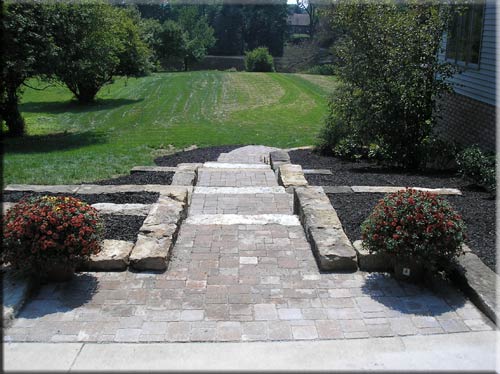 image015